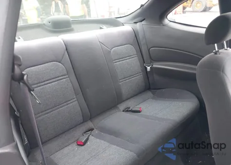 2000 Ford Escort Zx2 z USA, uszkodzony, nr VIN 3FAKP113XYR243903